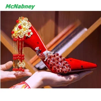 Blingbling кристални помпи за скъпоценни камъни, заострени пръсти Stiletto Дамски обувки Китайско сватбено парти Високи токчета 2023 Нови Сапатос Пара Муджере